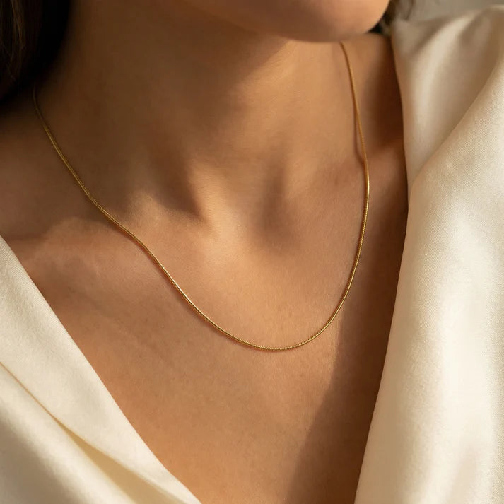 Cadena Hilo Mujer Oro Laminado 18k